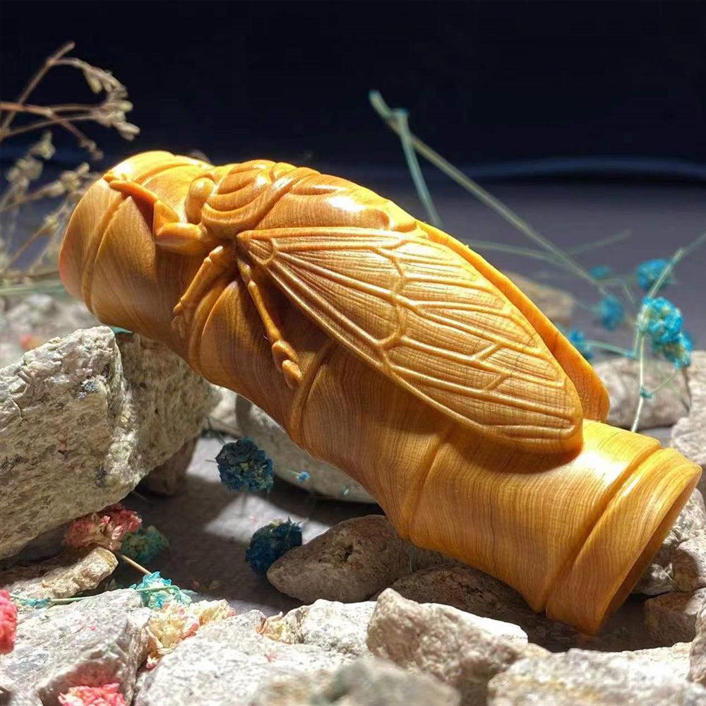 Rosewood blockbuster wood carving bamboo cicada solid wood carving lizard hand-held pendant cultural handicraft decoration