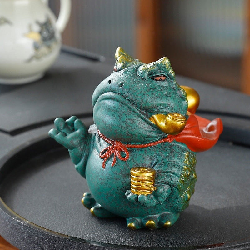 Green sandstone counts with fingers to attract fortune Golden Toad tea pet ornaments boutique can raise tea toy creative frog tea table decoration