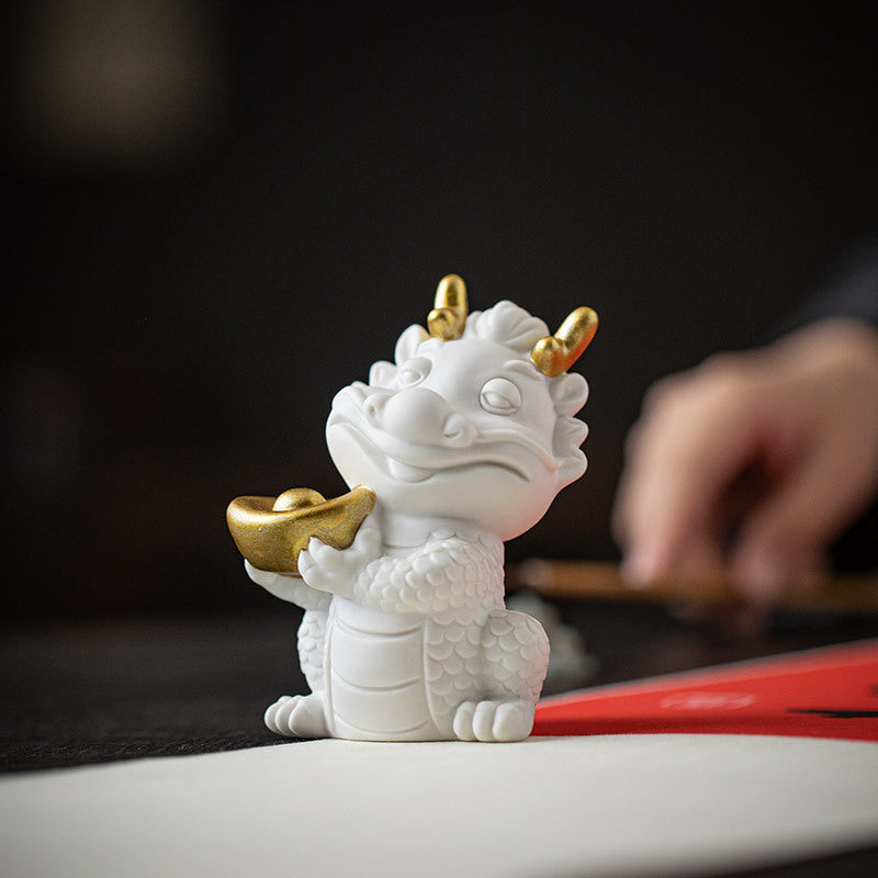 Creative white porcelain cute zodiac dragon tea pet ornaments lucky dragon tea ceremony tea play tea table decoration mascot gift