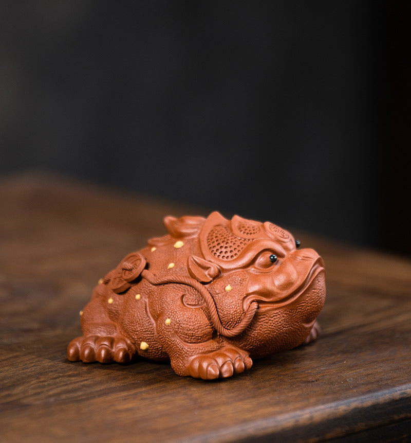 Yixing purple clay tea pet ornaments high-end purple clay three-legged golden toad fortune tea pet can be raised