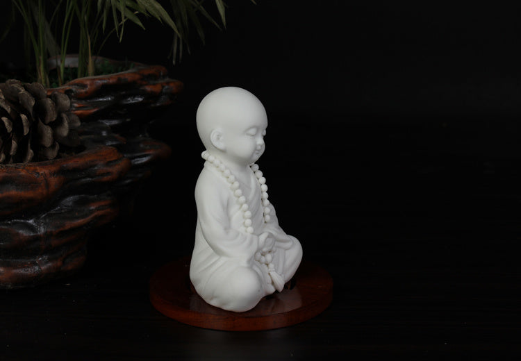 Creative boutique Dehua white porcelain Zen little monk tea pet ornaments handmade ceramic little monk home decoration