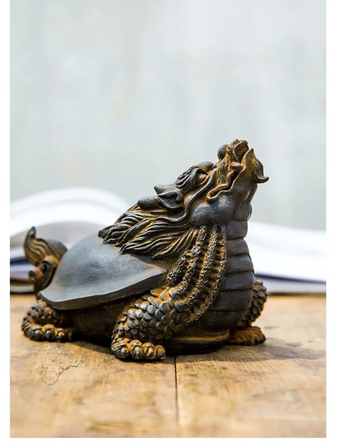 Antique cast iron fortune-bringing dragon turtle fish tank landscaping basalt decoration creative desktop auspicious beast ornaments hand-carved tea pet