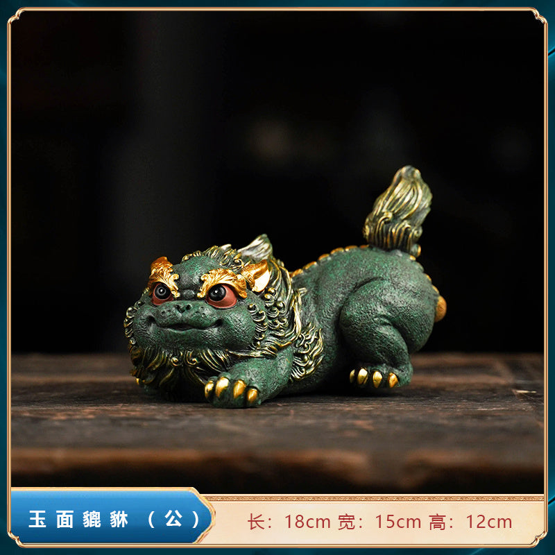 Dongtu Cultural and Creative Auspicious Beast Fortune Pixiu Kirin Office Living Room Coffee Table Desktop Tea Pet Fish Tank Landscaping Decoration