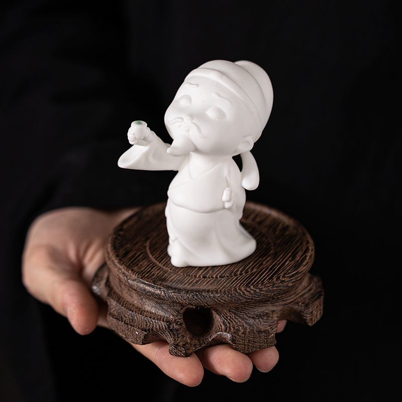 Creative white porcelain Li Bai tea pet small ornaments character home living room study porch office desktop boutique decoration