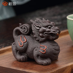 Purple sand tea pet Kirin can be raised to attract wealth tea toy tea tray ornaments fine handmade Yixing high-end tea ceremony Kung Fu tea set