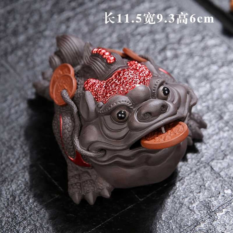 Purple sand tea pet ornaments can be used for home use to attract wealth, dragon turtle, pixiu, golden toad, office tea toys, fine tea ceremony accessories