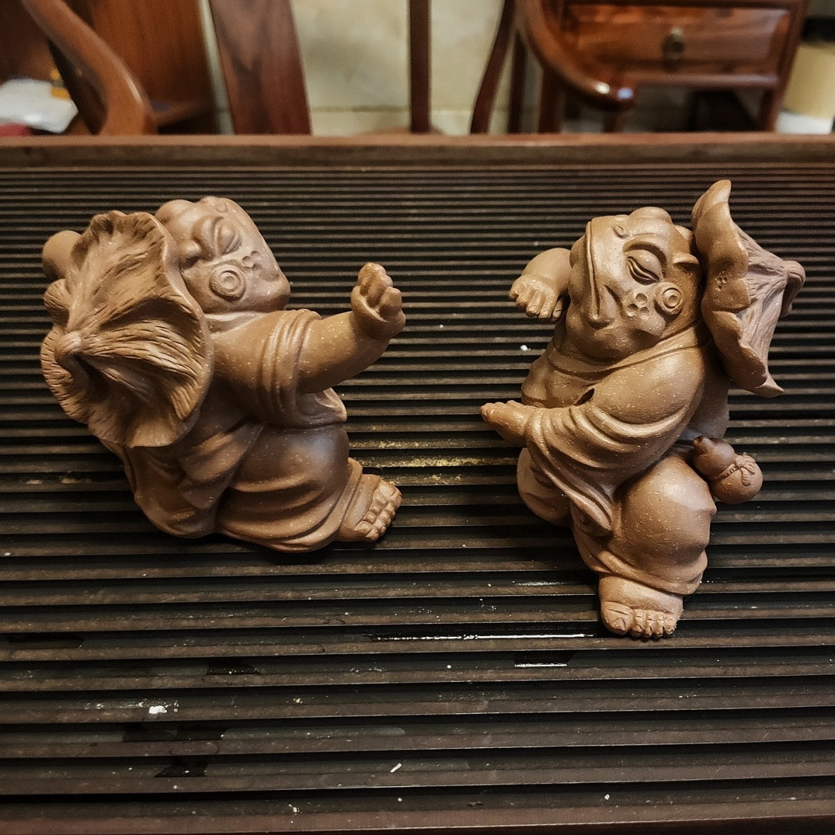 Yixing purple sand tea pets to attract wealth high-end boutique a pair of Tai Chi toad golden toad sculpture ornaments