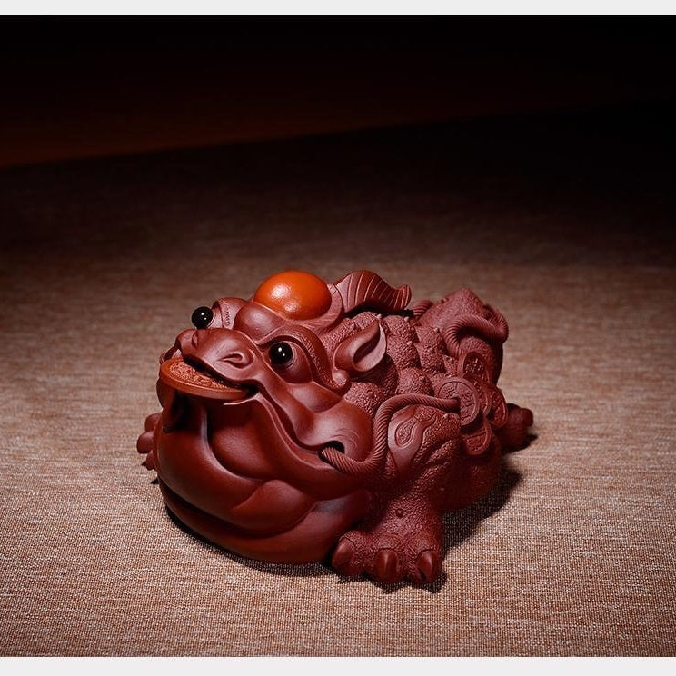 Purple sand tea pet Yixing boutique golden toad tea tray ornaments office high-end decoration Hongyun Dang pure handmade ornaments