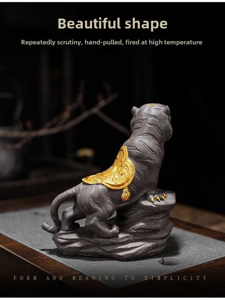 Purple sand tea pet ornaments can be used for home use to attract wealth, dragon turtle, pixiu, golden toad, office tea toys, fine tea ceremony accessories