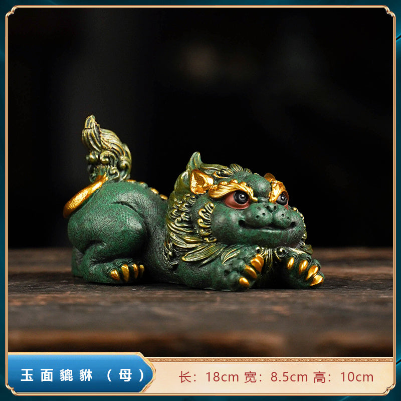 Dongtu Cultural and Creative Auspicious Beast Fortune Pixiu Kirin Office Living Room Coffee Table Desktop Tea Pet Fish Tank Landscaping Decoration