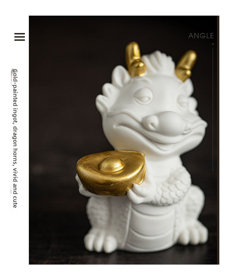 Creative white porcelain cute zodiac dragon tea pet ornaments lucky dragon tea ceremony tea play tea table decoration mascot gift