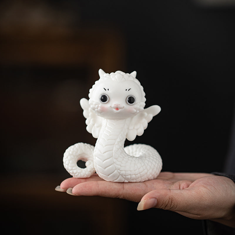 Ceramic little white snake soaring to the top creative boutique tea pet ornaments cute zodiac tea toy tea table mascot gift