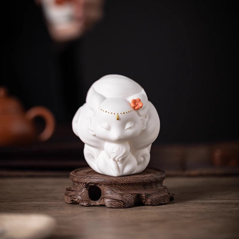 Dehua preferred cute white porcelain nine-tailed fox small ornaments tea ceremony tea table tea play tea pet ornaments desktop can be raised decoration