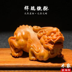 Taihang cliff cypress aged material Pixiu ornaments wood carving fortune-attracting cultural play hand-held pieces home craft decorations play pieces