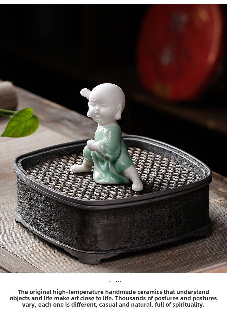 Tea pet ornaments ceramic kung fu little monk boutique can be raised high white porcelain sand mining living room decoration tea utensils table accessories