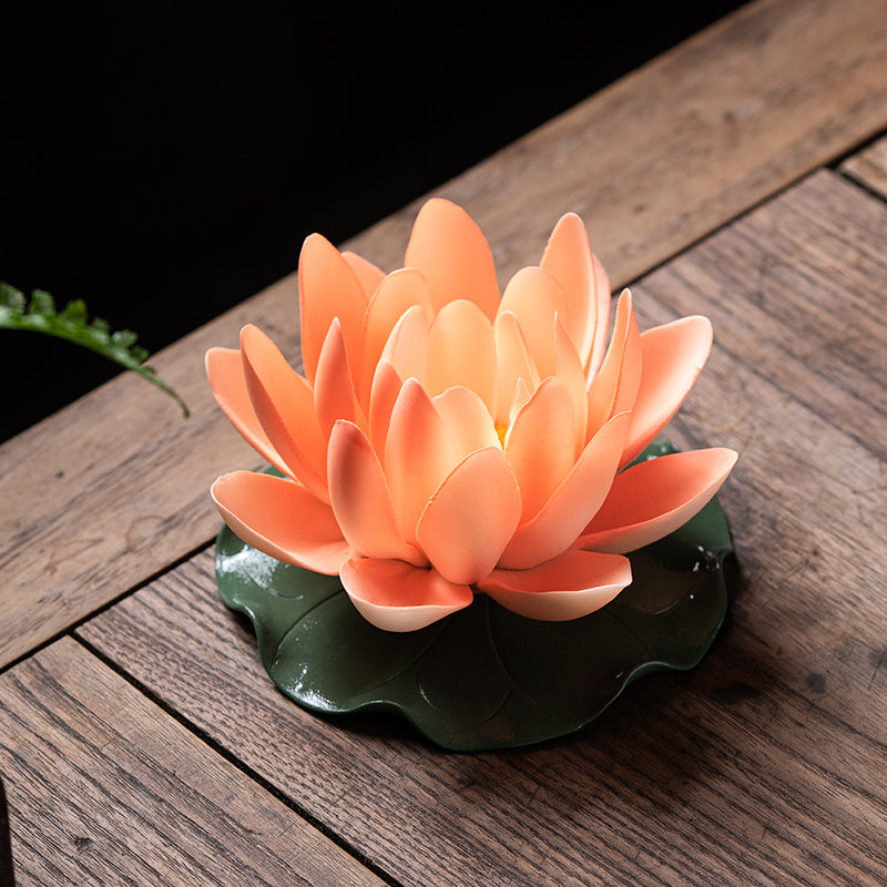 Ceramic color-changing lotus pure hand-made flower Zen ornaments can be inserted with incense Kung Fu tea ceremony color-changing tea pet tea set incense