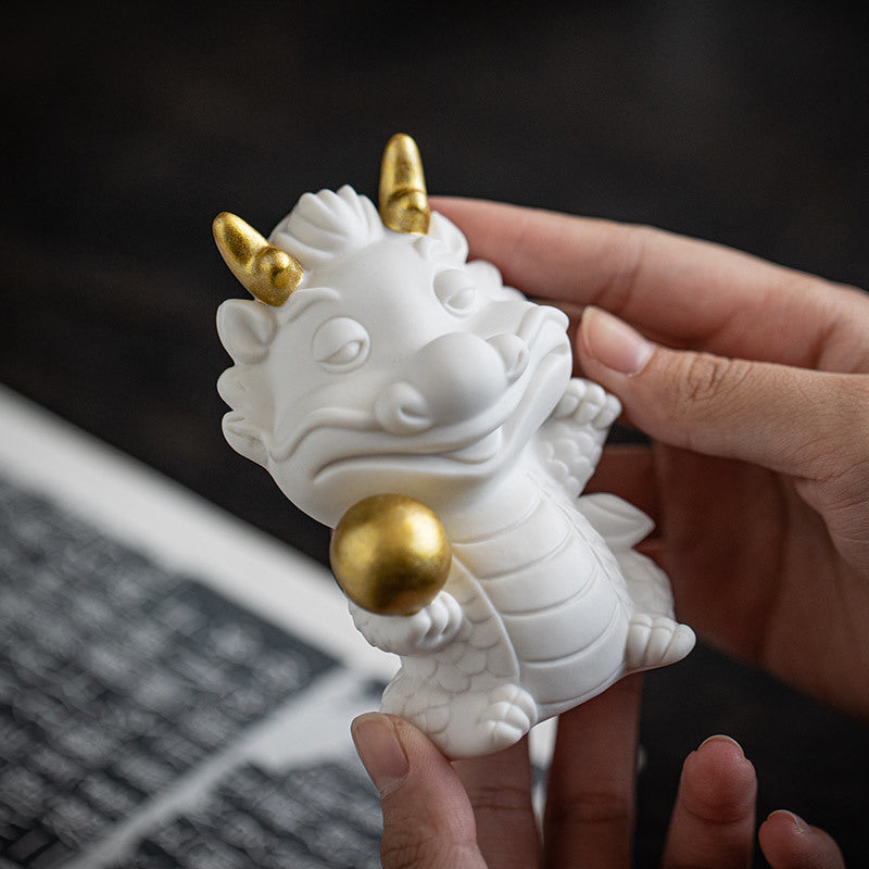 Creative white porcelain cute zodiac dragon tea pet ornaments lucky dragon tea ceremony tea play tea table decoration mascot gift