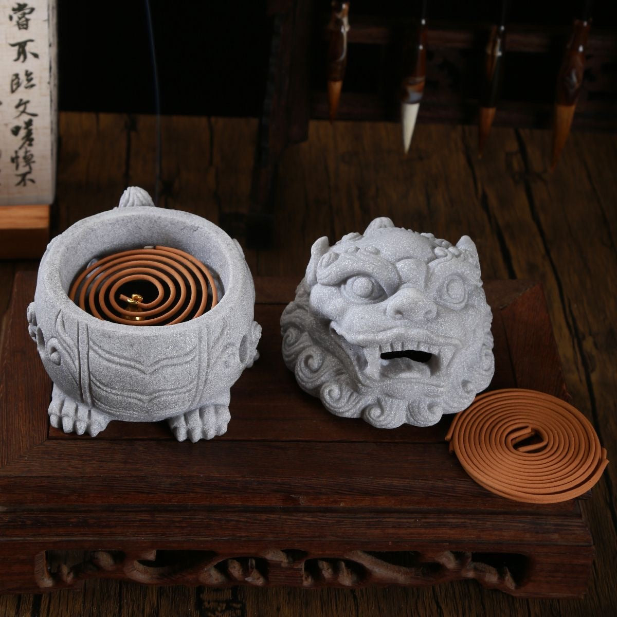 National trend fortune-bringing Pixiu Chinese style aromatherapy furnace creative green sandstone tea pet office home desktop stone carving incense burner ornaments