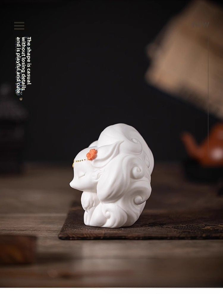 Dehua preferred cute white porcelain nine-tailed fox small ornaments tea ceremony tea table tea play tea pet ornaments desktop can be raised decoration