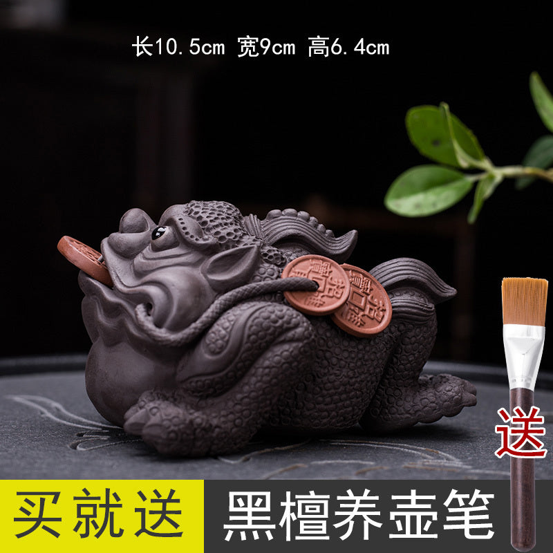 Golden Toad Zisha Tea Pet Ornaments Can Be Raised to Bring Fortune and Spray Tea Play Tea Table Handmade Three-legged Toad Kung Fu Tea Set Accessories