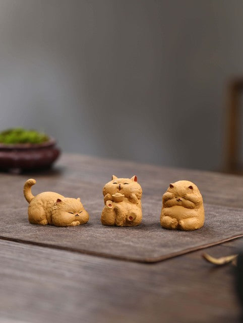 Zisha tea pet cat small ornaments creative handmade lucky cat Yuanbao cat tea set tea tray accessories decoration