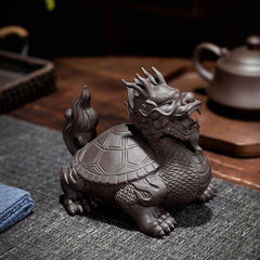 Purple sand tea pet ornaments can be used for home use to attract wealth, dragon turtle, pixiu, golden toad, office tea toys, fine tea ceremony accessories