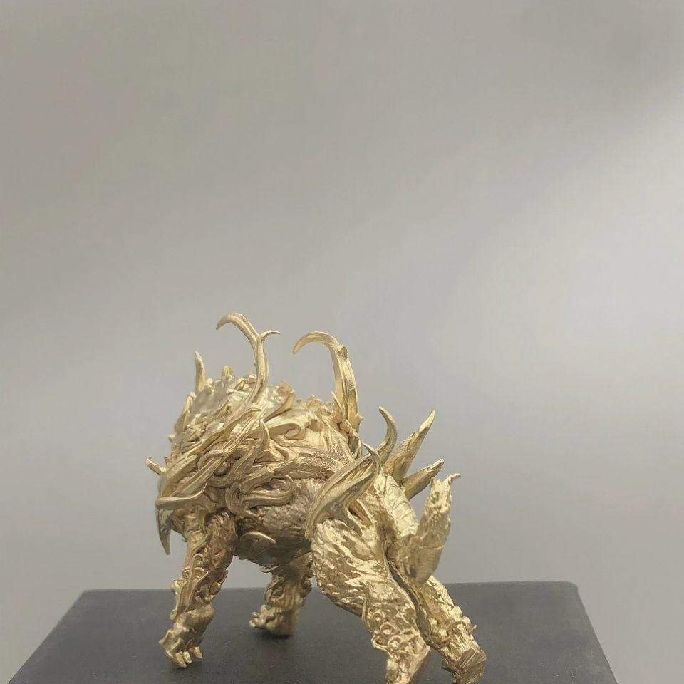 Ancient mythical beast Qiongqi Qilin Bai Ze pure copper solid domineering ornaments Chaos Taotie Taowu Bi'an Charter Chiwen