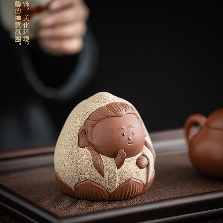 [Auspicious pattern embellishment] Cute Q version little Tathagata purple sand tea pet ornaments Guanyin Bodhisattva crafts Zen tea room desktop decorations