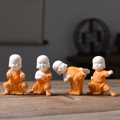 Tea pet ornaments ceramic kung fu little monk boutique can be raised high white porcelain sand mining living room decoration tea utensils table accessories