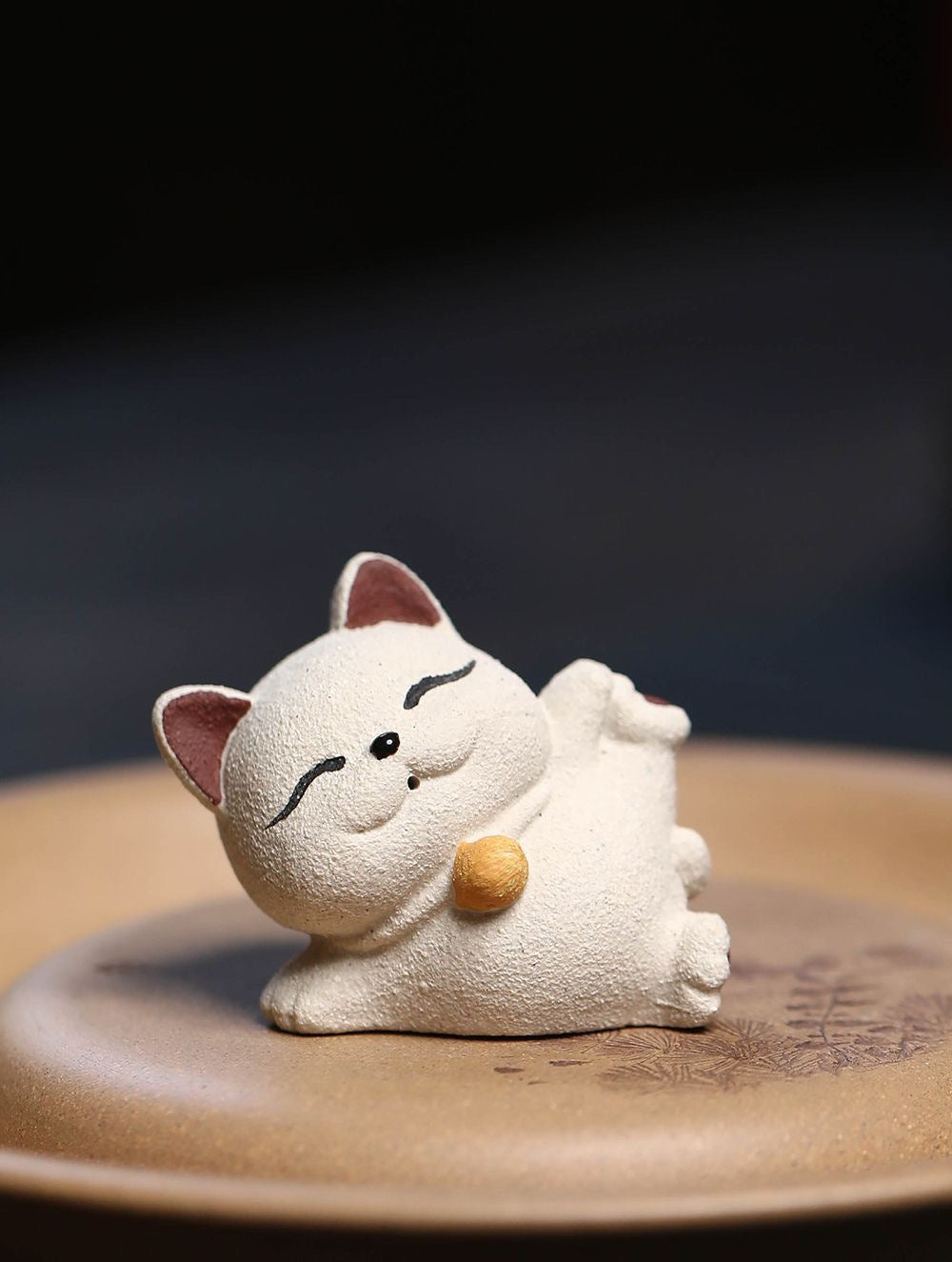 Yixing purple sand tea pet [Lucky Cat] Ornament sculpture tea set creative model can be raised to decorate the tea table kitten