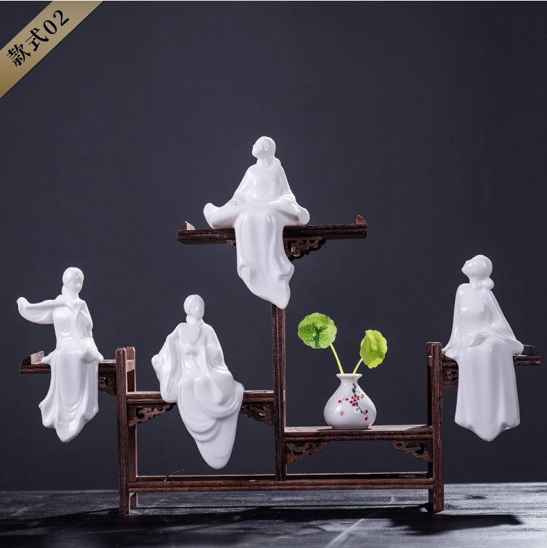 Ceramic handicrafts ornaments Chinese style study living room antique shelf ladies tea pet decoration Zen creative ornaments