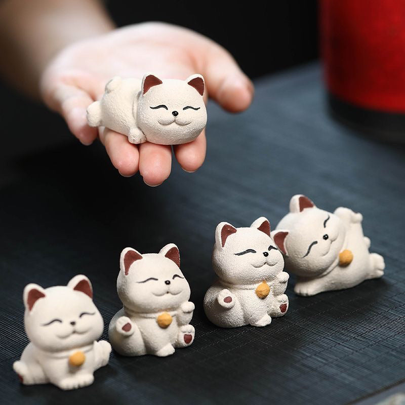 Yixing purple sand tea pet [Lucky Cat] Ornament sculpture tea set creative model can be raised to decorate the tea table kitten