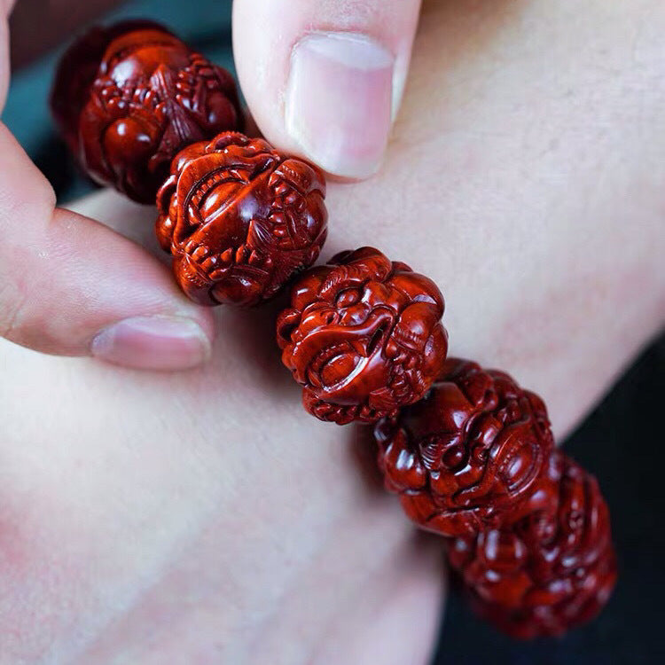 Authentic small-leaf red sandalwood bracelet, lucky Pixiu carved cliff cypress sandalwood rosewood bracelet, men's play bracelet