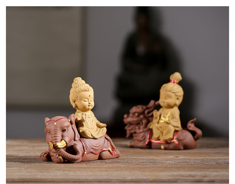 The Three Holy Ones of the West, Guanyin, Tathagata, Ksitigarbha, purple sand Buddha statues, tea pets, Chinese Zen ornaments