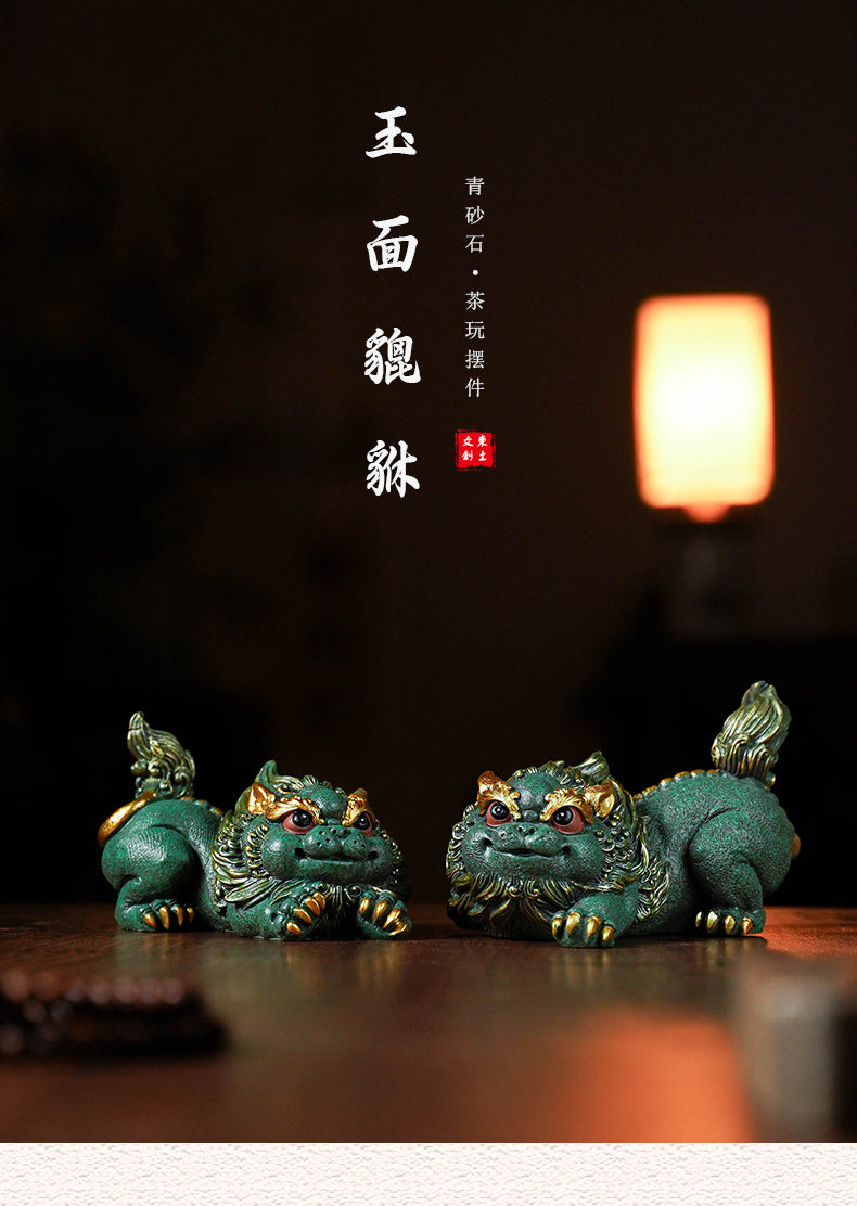 Dongtu Cultural and Creative Auspicious Beast Fortune Pixiu Kirin Office Living Room Coffee Table Desktop Tea Pet Fish Tank Landscaping Decoration