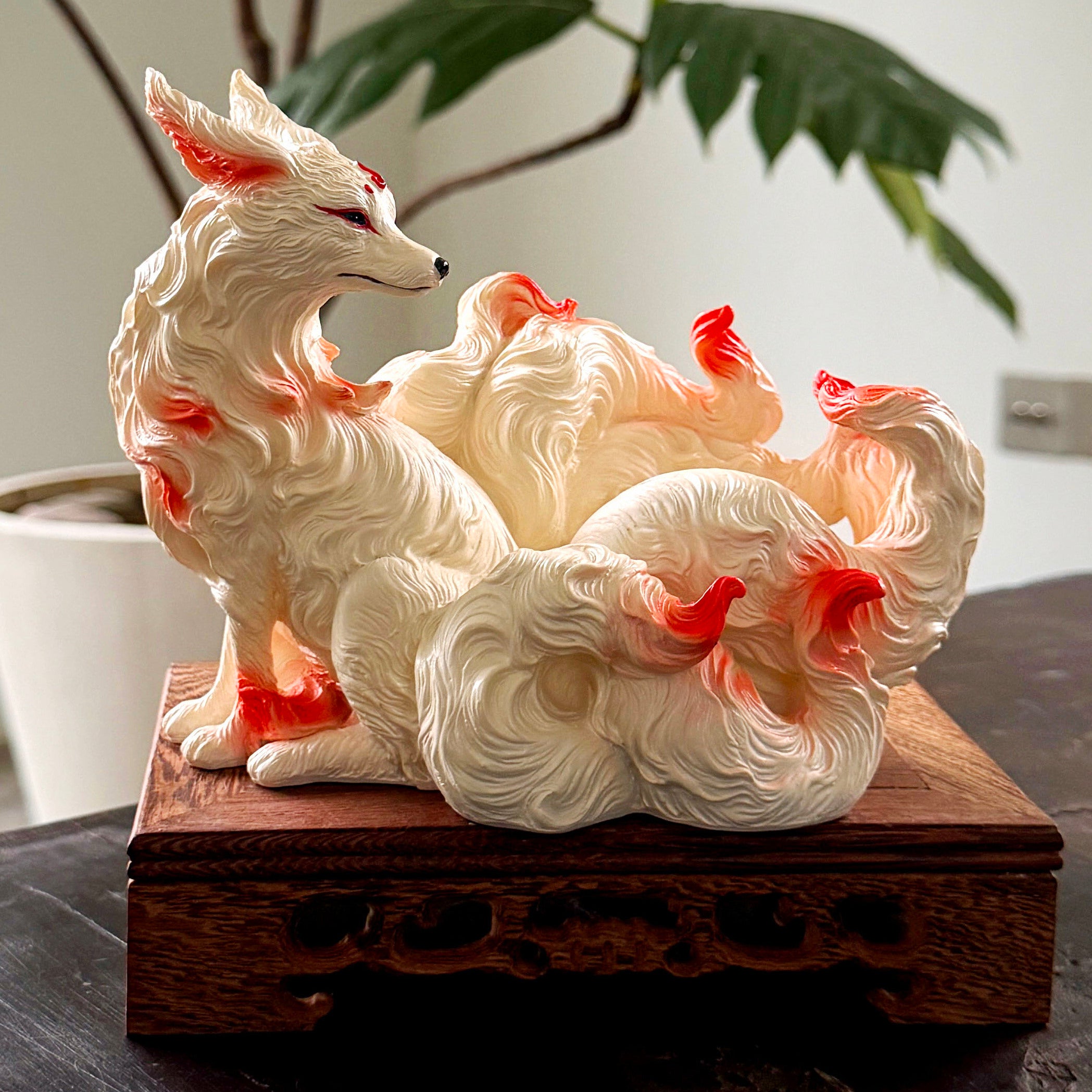 Nine-tailed fox ornaments, spirit fox hall statues, lucky fox decorations, home car coffee table desktop five immortals small ornaments