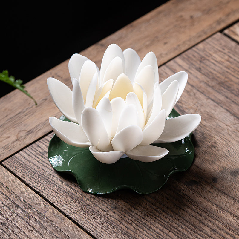 Ceramic color-changing lotus pure hand-made flower Zen ornaments can be inserted with incense Kung Fu tea ceremony color-changing tea pet tea set incense