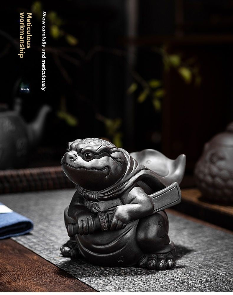 Purple sand tea pet ornaments can be used for home use to attract wealth, dragon turtle, pixiu, golden toad, office tea toys, fine tea ceremony accessories