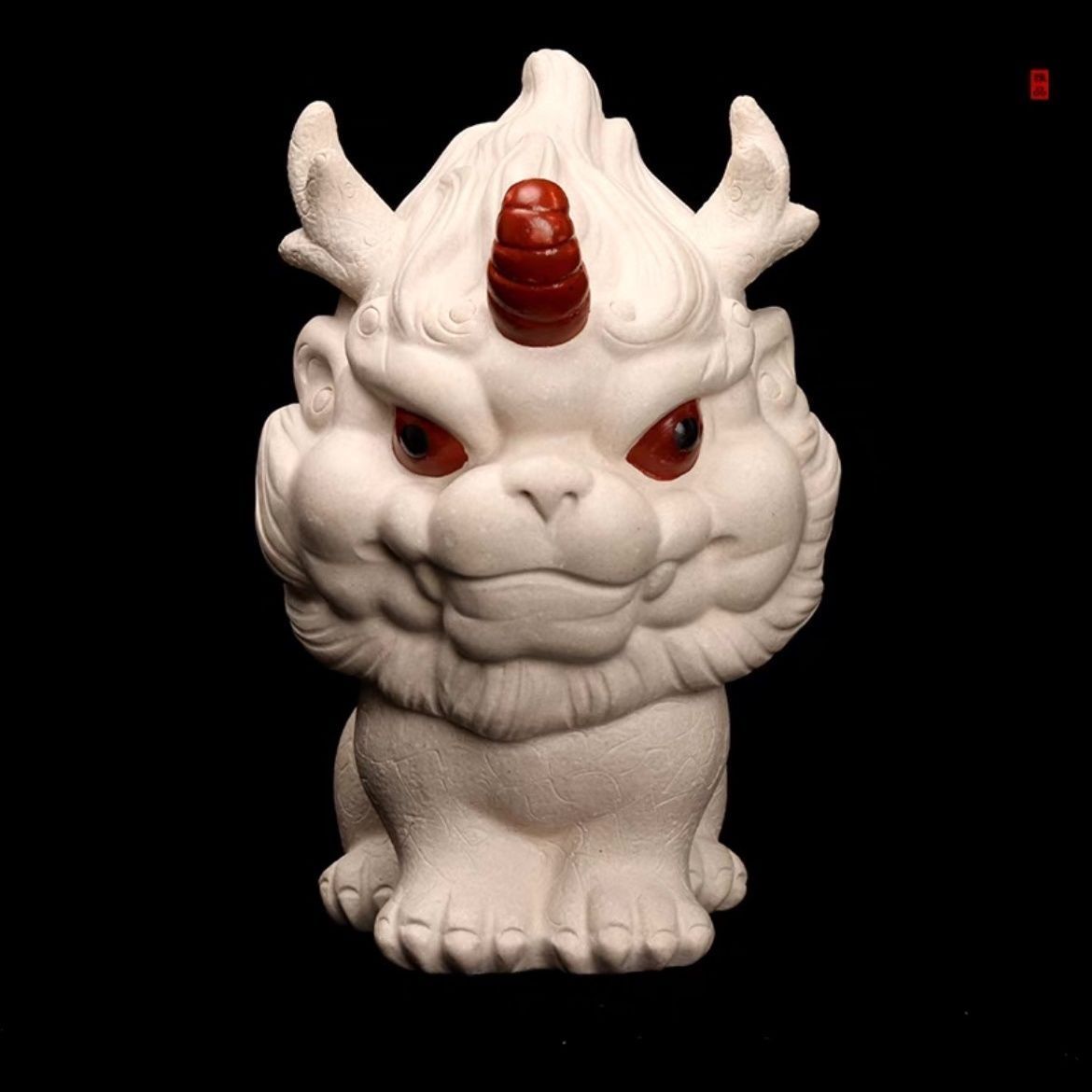 Zisha tea pet ornaments handmade [Dragon Lion Kylin] creative watering can be raised height 13 cm