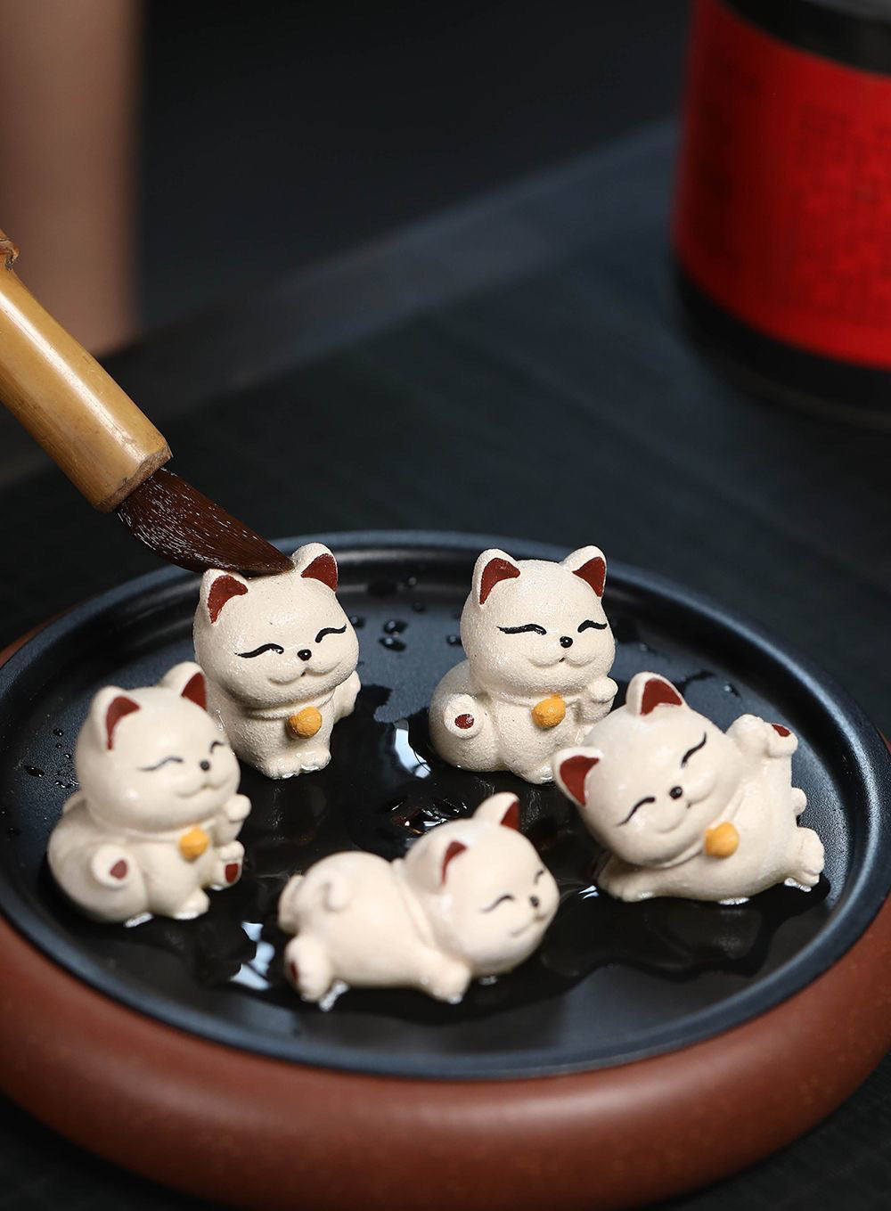 Yixing purple sand tea pet [Lucky Cat] Ornament sculpture tea set creative model can be raised to decorate the tea table kitten