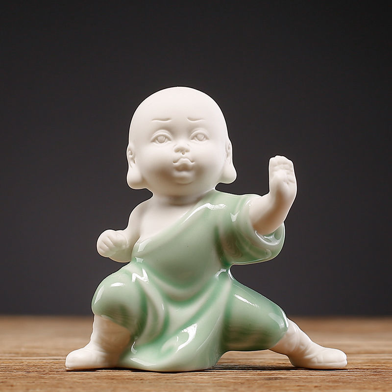 Tea pet ornaments ceramic kung fu little monk boutique can be raised high white porcelain sand mining living room decoration tea utensils table accessories