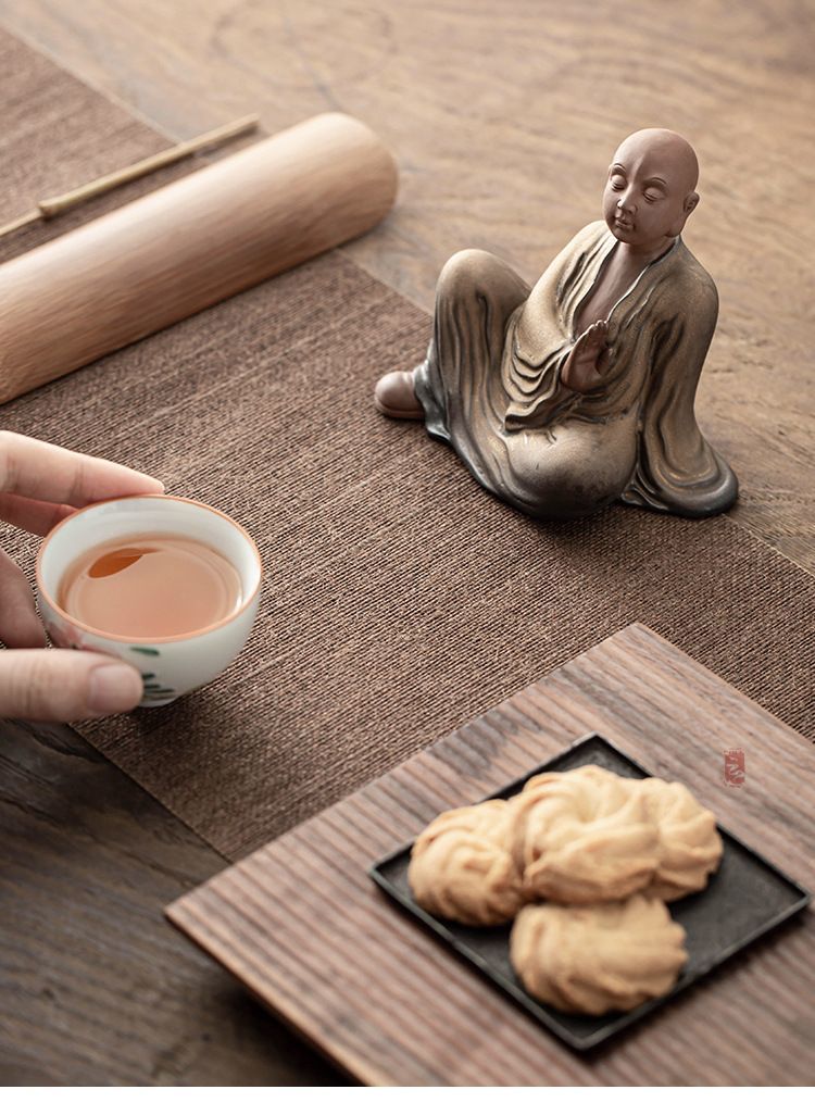 Little monk Zen tea pet ornaments creative purple sand personality little monk tea table decoration tea ceremony check plate decoration