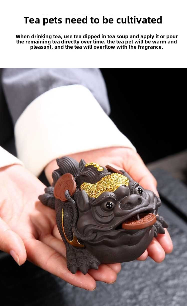 Purple sand tea pet ornaments can be used for home use to attract wealth, dragon turtle, pixiu, golden toad, office tea toys, fine tea ceremony accessories