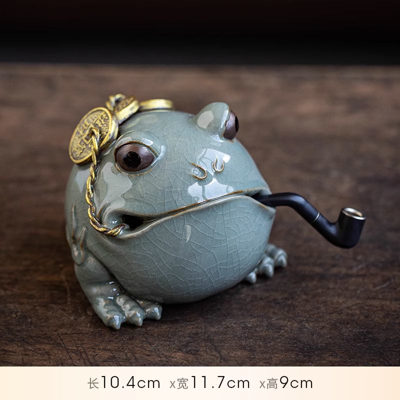 Creative ceramic three-legged Geyao golden toad tea pet can raise toad home fortune ornaments tea room tea table desktop decoration