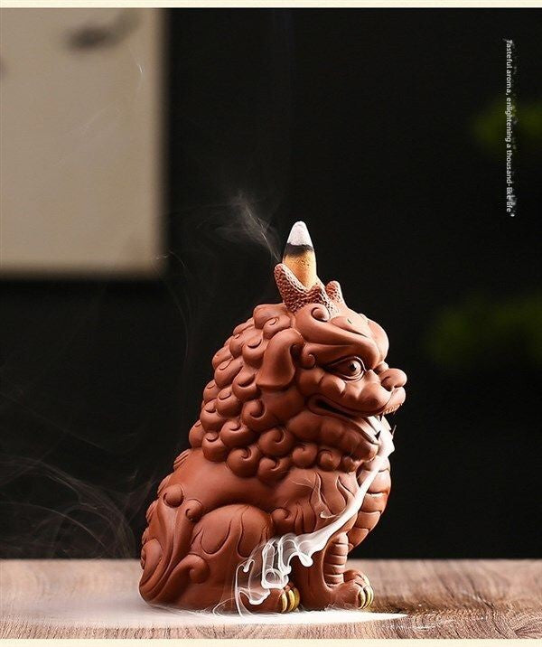 Creative backflow incense burner sandalwood burner Pixiu purple sand tea pet ornaments boutique tea table Kung Fu tea set accessories