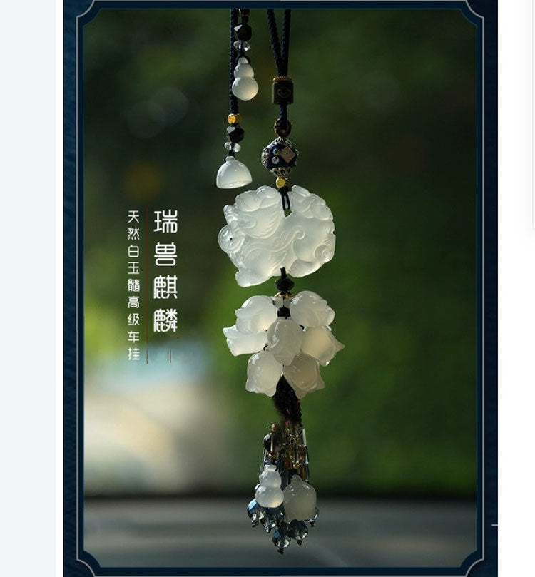 High-end car pendant gray chalcedony agate three sheep Kaitai Qilin Ping An Fu rearview mirror pendant car interior accessories