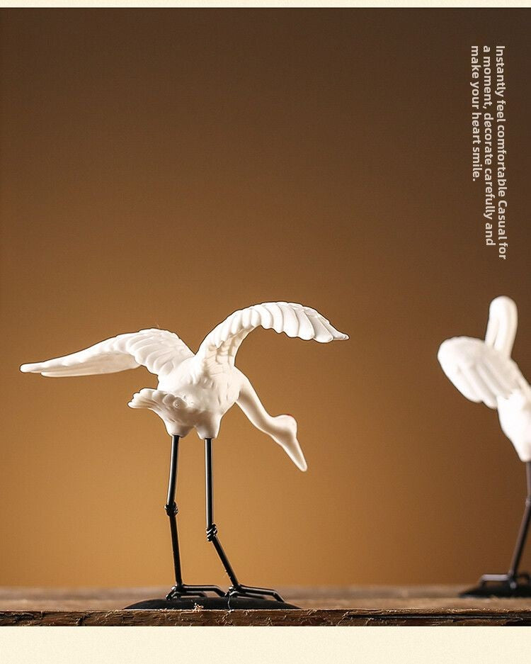 Creative Dehua white porcelain crane boutique can be raised tea pet ornaments office living room study desktop decoration gift