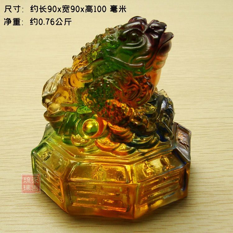 Eight directions to bring wealth three-legged golden toad fortune ornaments shop town house shop prosperous wealth living room gathering wealth glass toad crystal