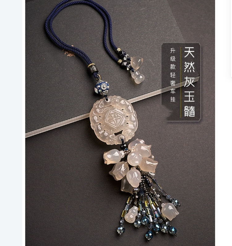 High-end car pendant gray chalcedony agate three sheep Kaitai Qilin Ping An Fu rearview mirror pendant car interior accessories