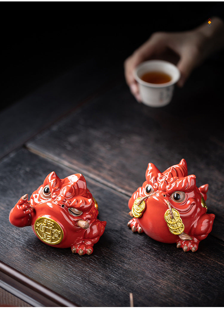 Dehua selected purple sand tea pet ornaments can raise golden toad tea set tea play tea table pure boutique tea ceremony handmade tea Taiwan toad